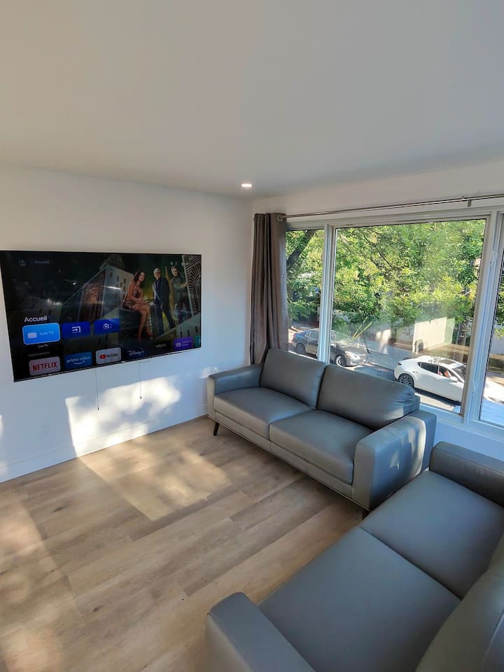 Massive 6br Renovation - Perfect For Large Groups - Montreal