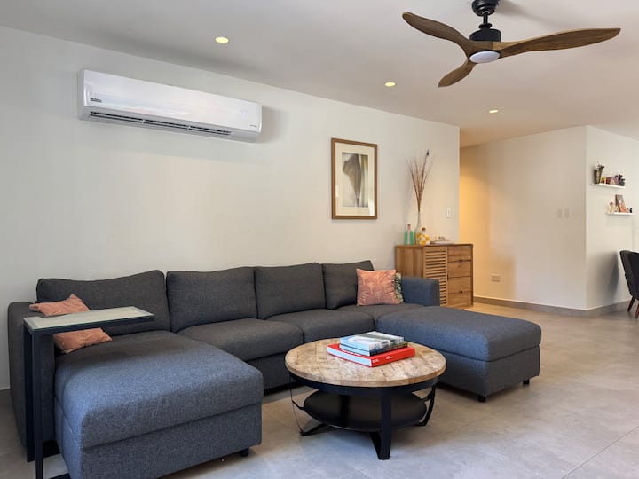 Spacious 5br Family Villa W/ Pool + Guest House - Aruba