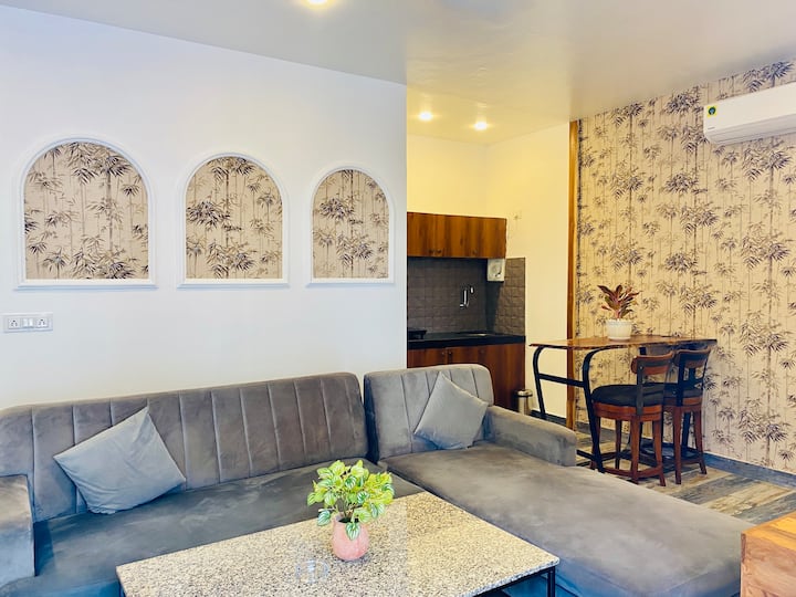 Living room image 4