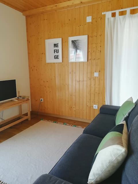 Popular Airbnb listing: Lagoon Refuge in Óbidos