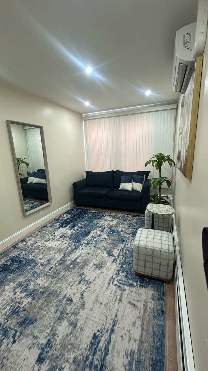 Lovely Two Bedroom Apartment In Quiet Neighborhood - Midtown Manhattan - Manhattan