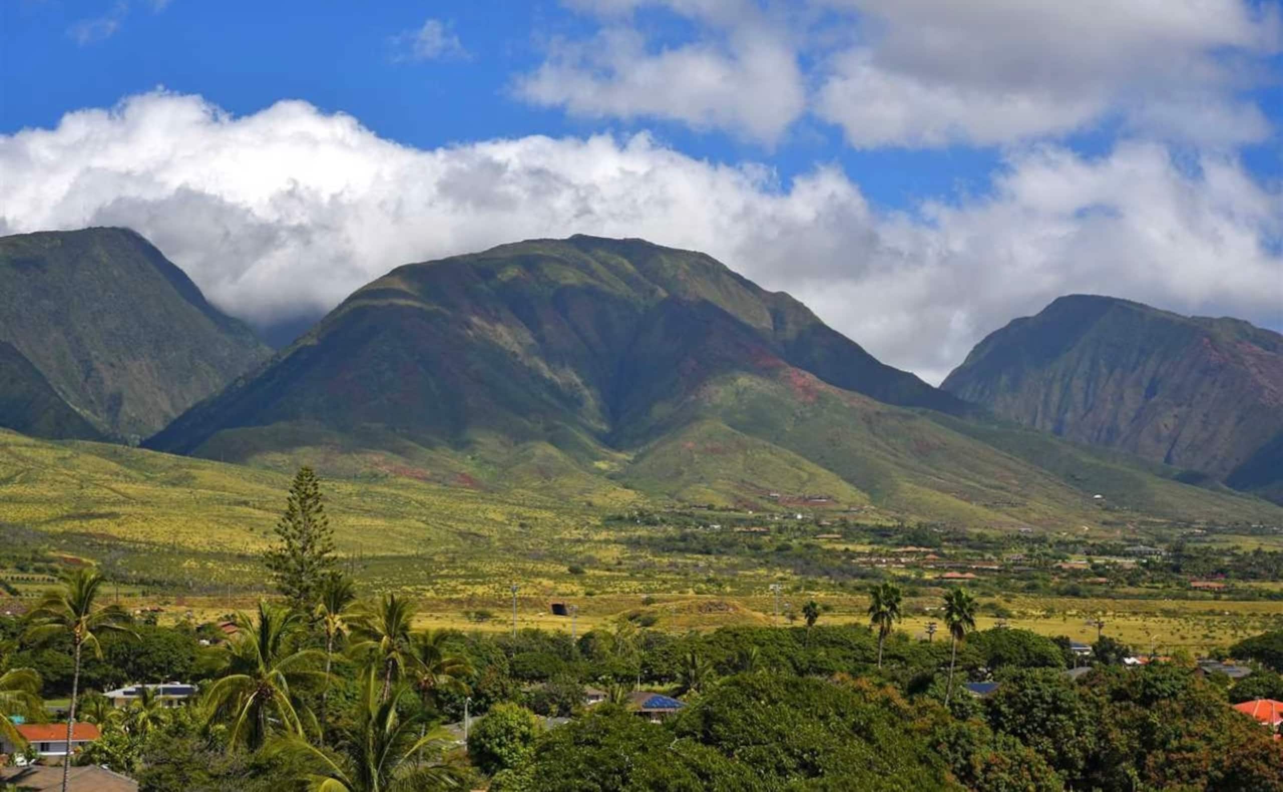 Lahaina Shores Maui Dream Beachfront Ocean Views - Image 45