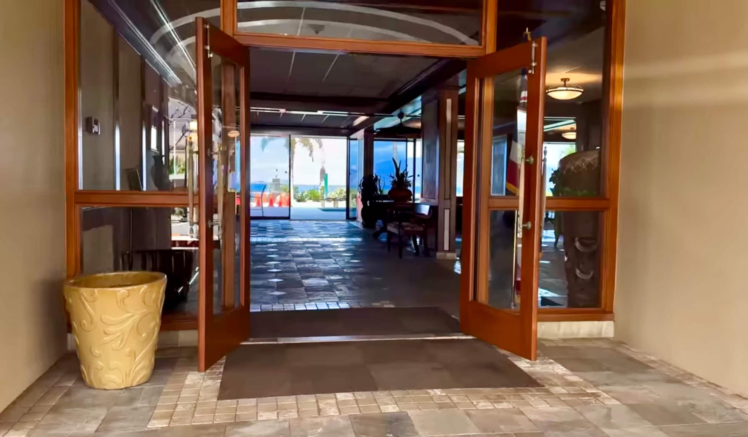 Lahaina Shores Maui Dream Beachfront Ocean Views - Image 60