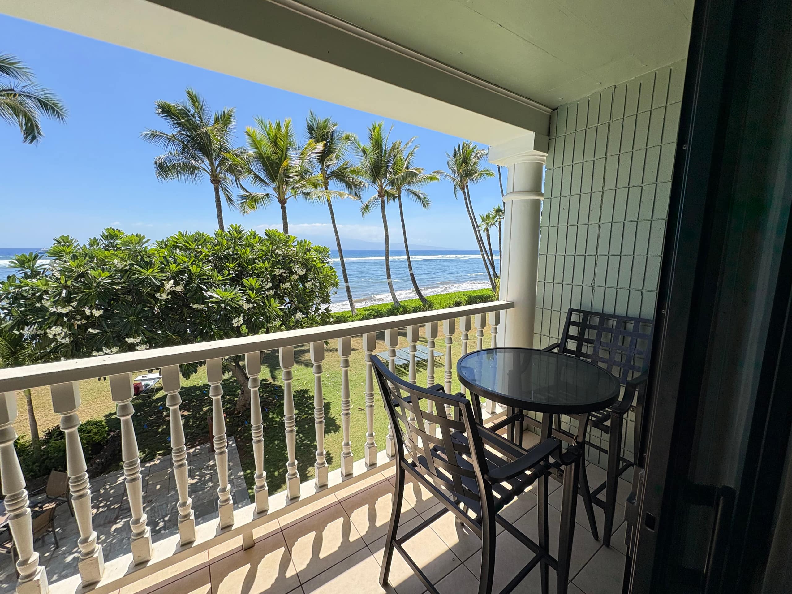 Lahaina Shores Beachfront OceanView TropicalEscape - Image 22