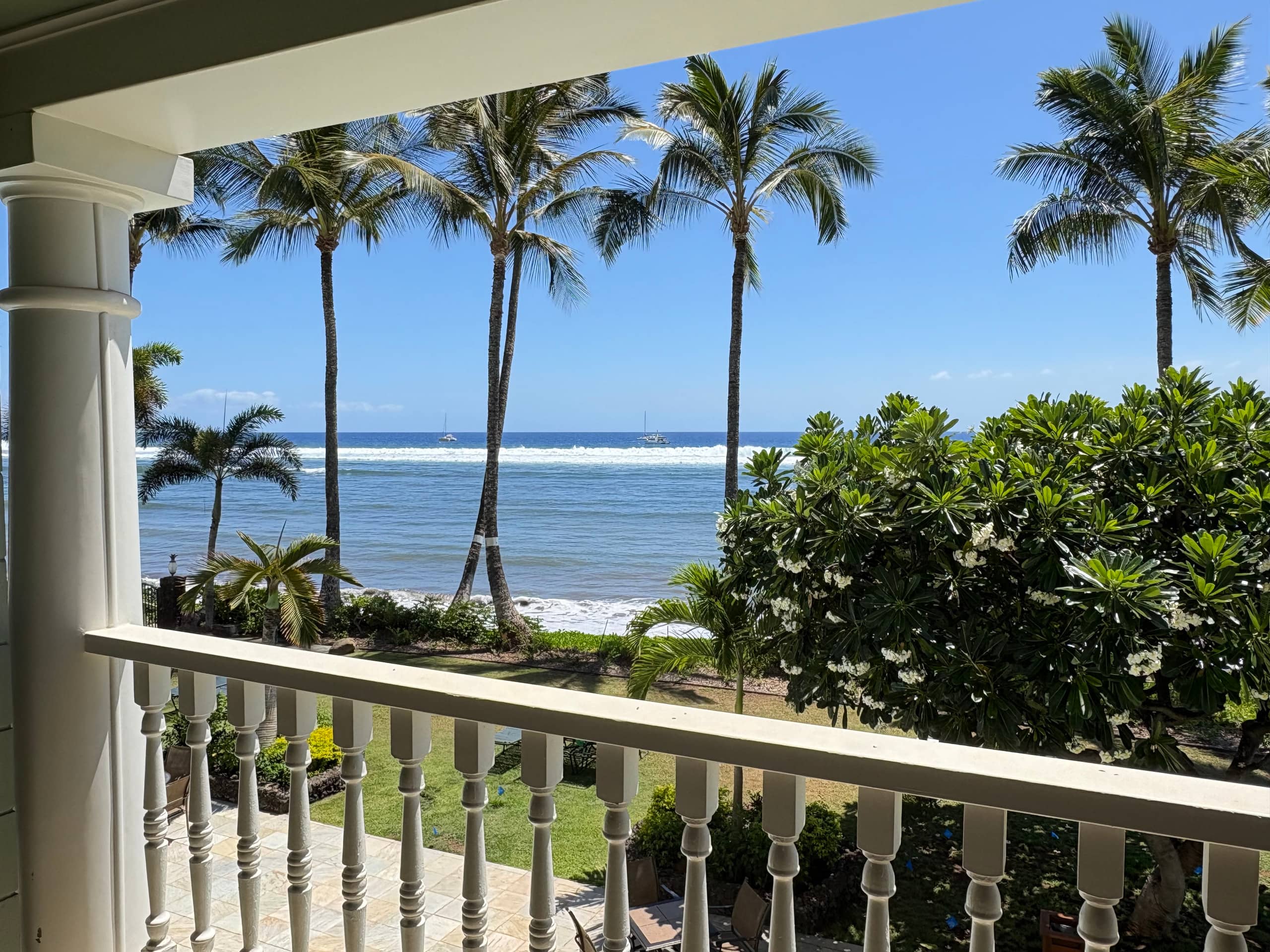 Lahaina Shores Beachfront OceanView TropicalEscape - Image 25