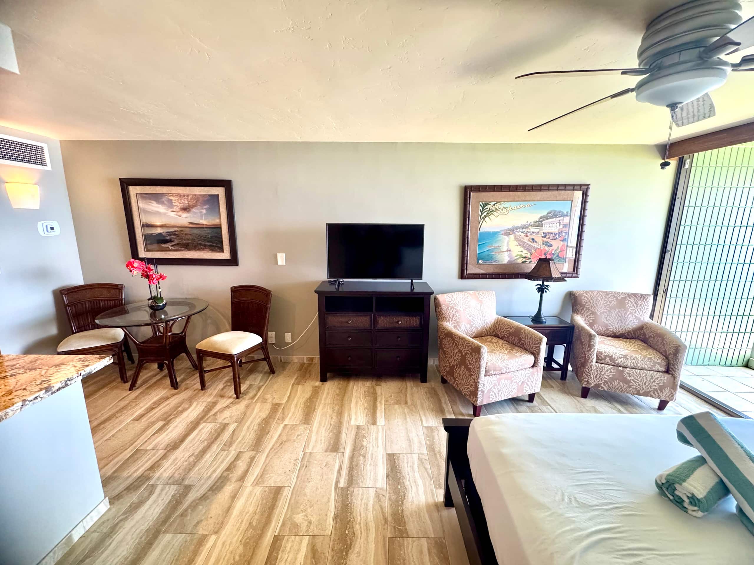 Lahaina Shores Beachfront OceanView TropicalEscape - Image 4