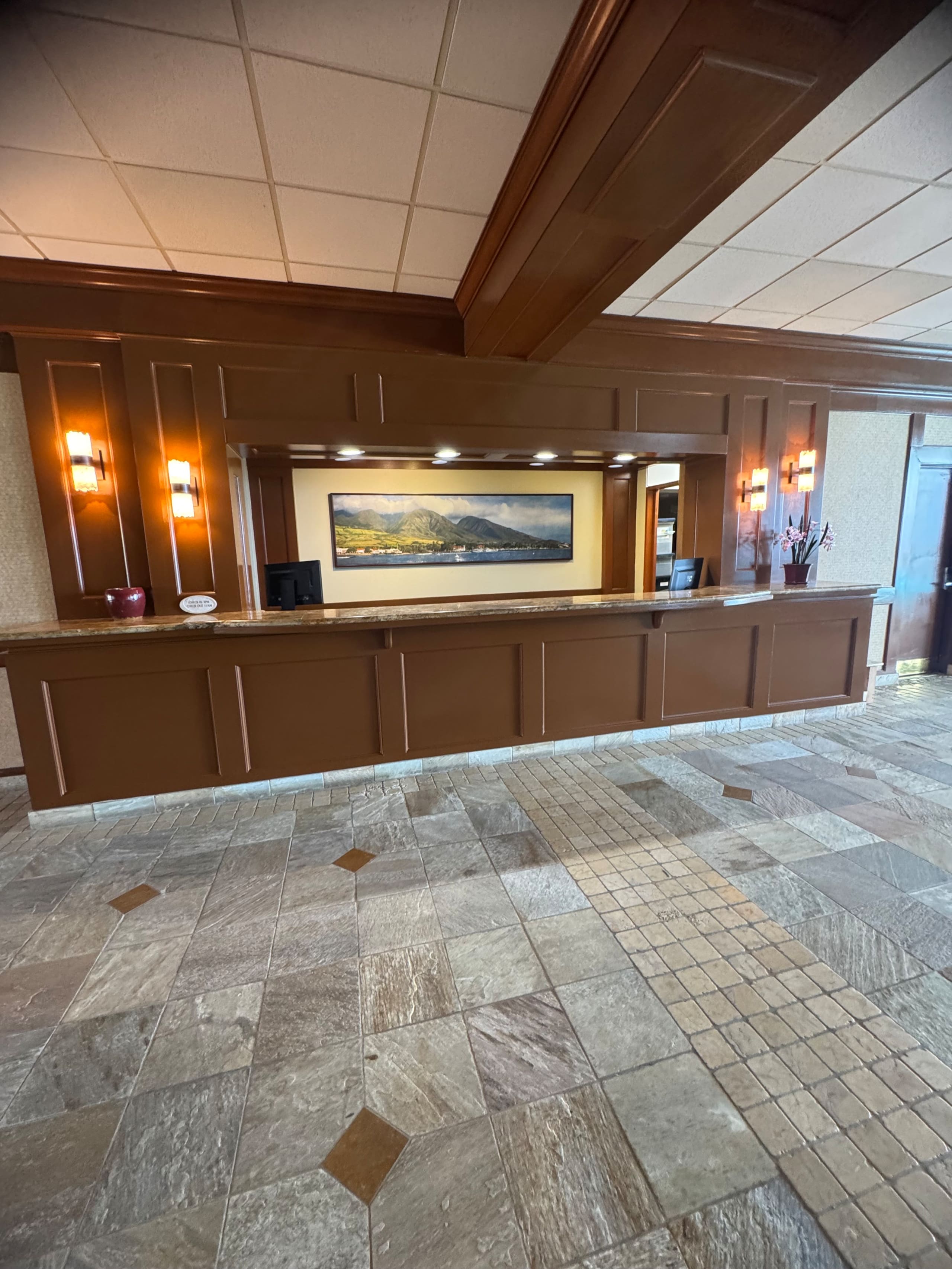 Lahaina Shores Beachfront OceanView TropicalEscape - Image 34