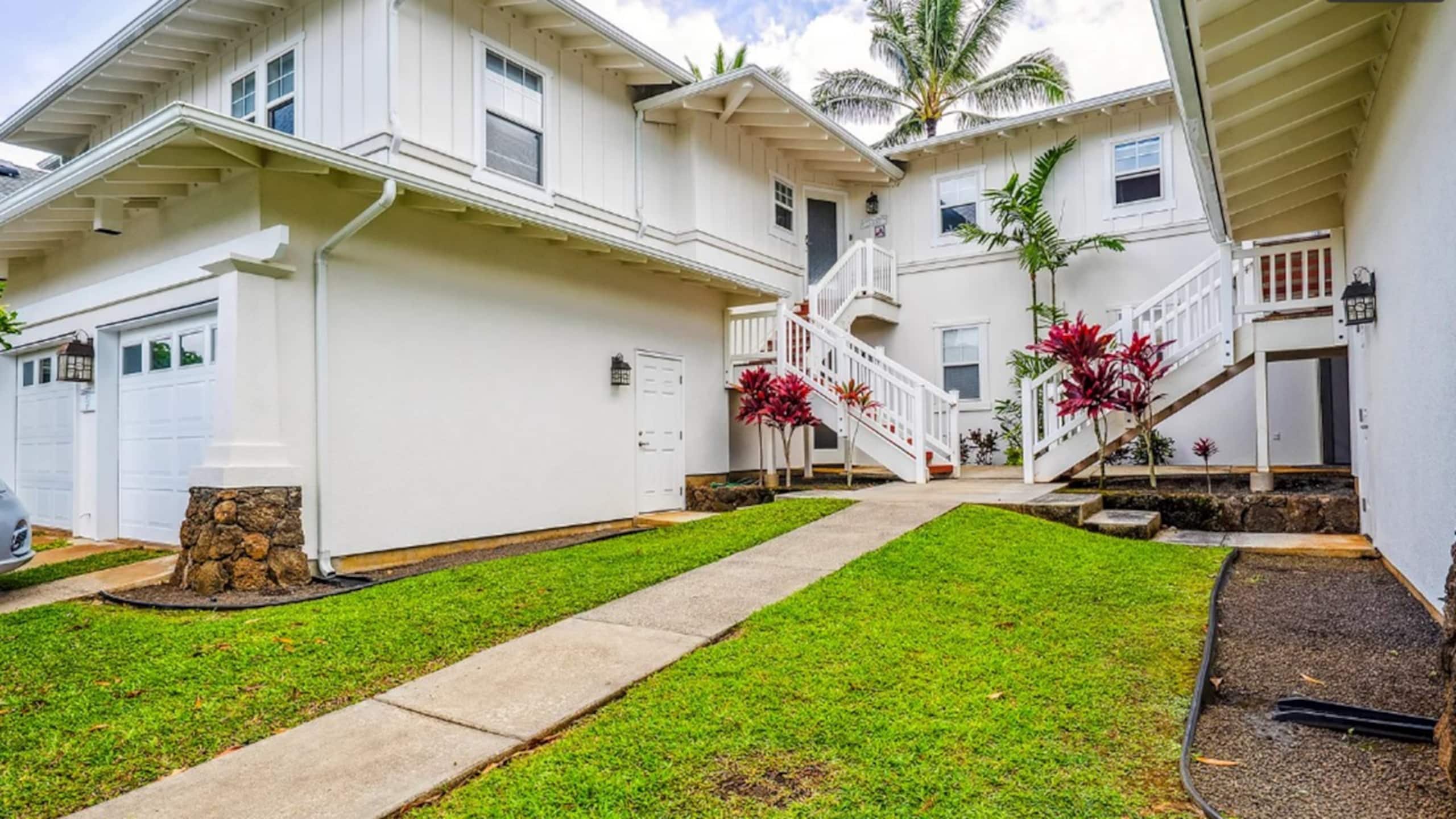 Home in Princeville · ★5.0 · 2 bedrooms · 4 beds · 2 baths - Image 14
