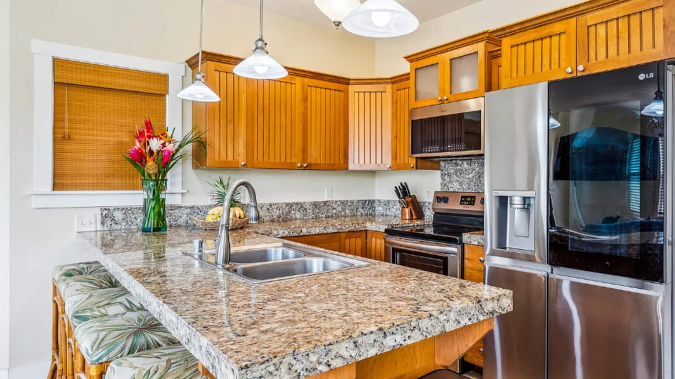 Home in Princeville · ★5.0 · 2 bedrooms · 4 beds · 2 baths - Image 5