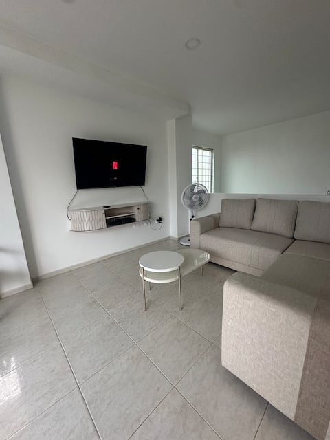 Top performing Airbnb: Large and beautiful urban apartment in Montería