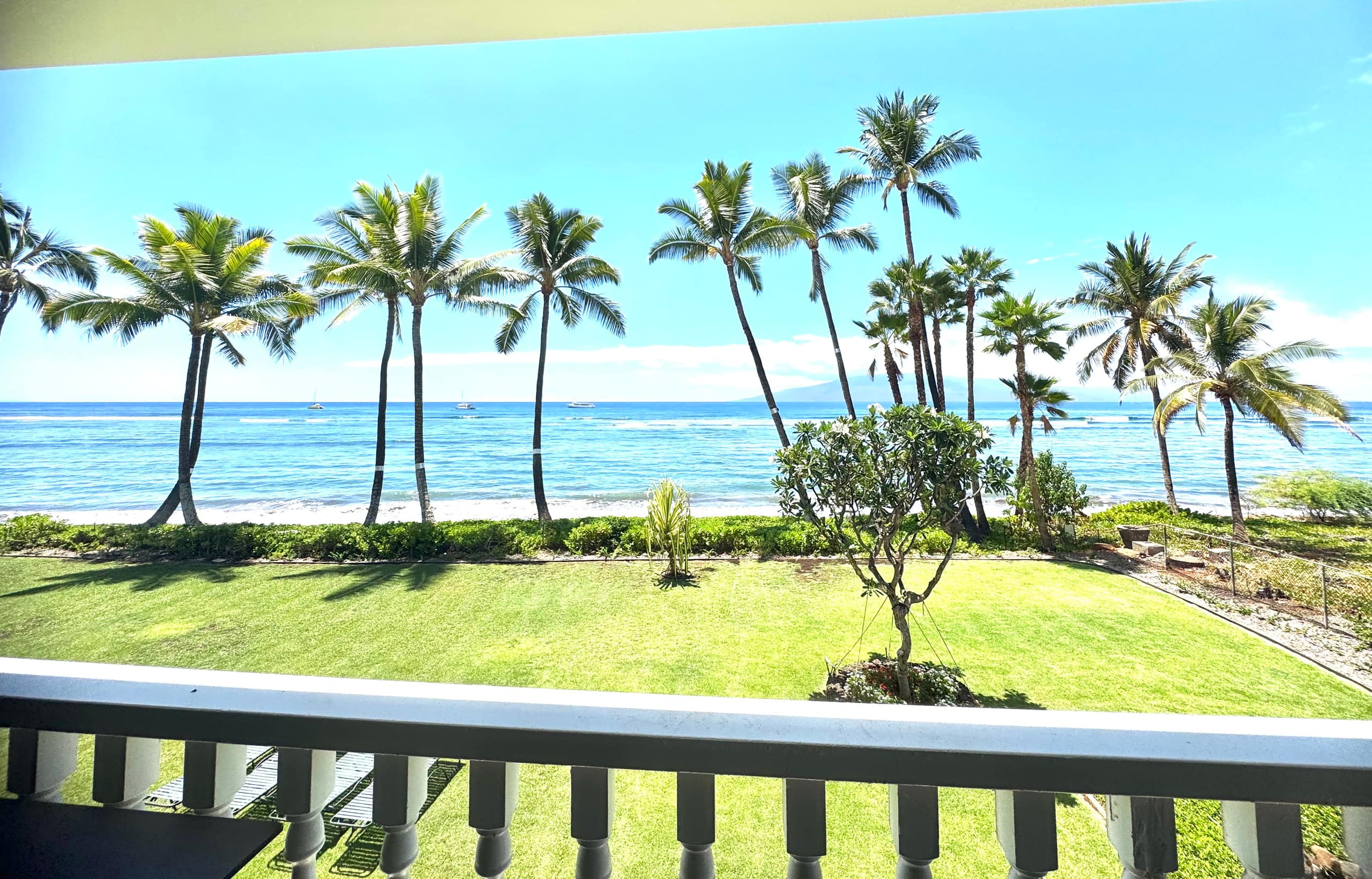 Lahaina Shores Luxe Beachfront Ocean View 2 Lanais - Image 18
