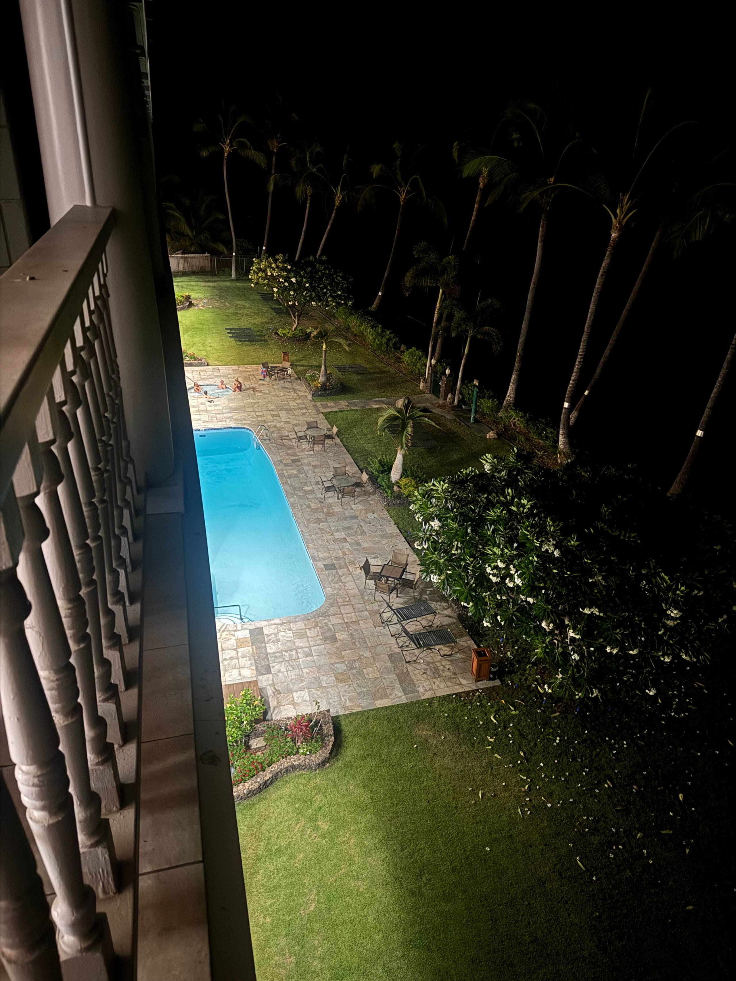Lahaina Shores Luxe Beachfront Ocean View 2 Lanais - Image 33