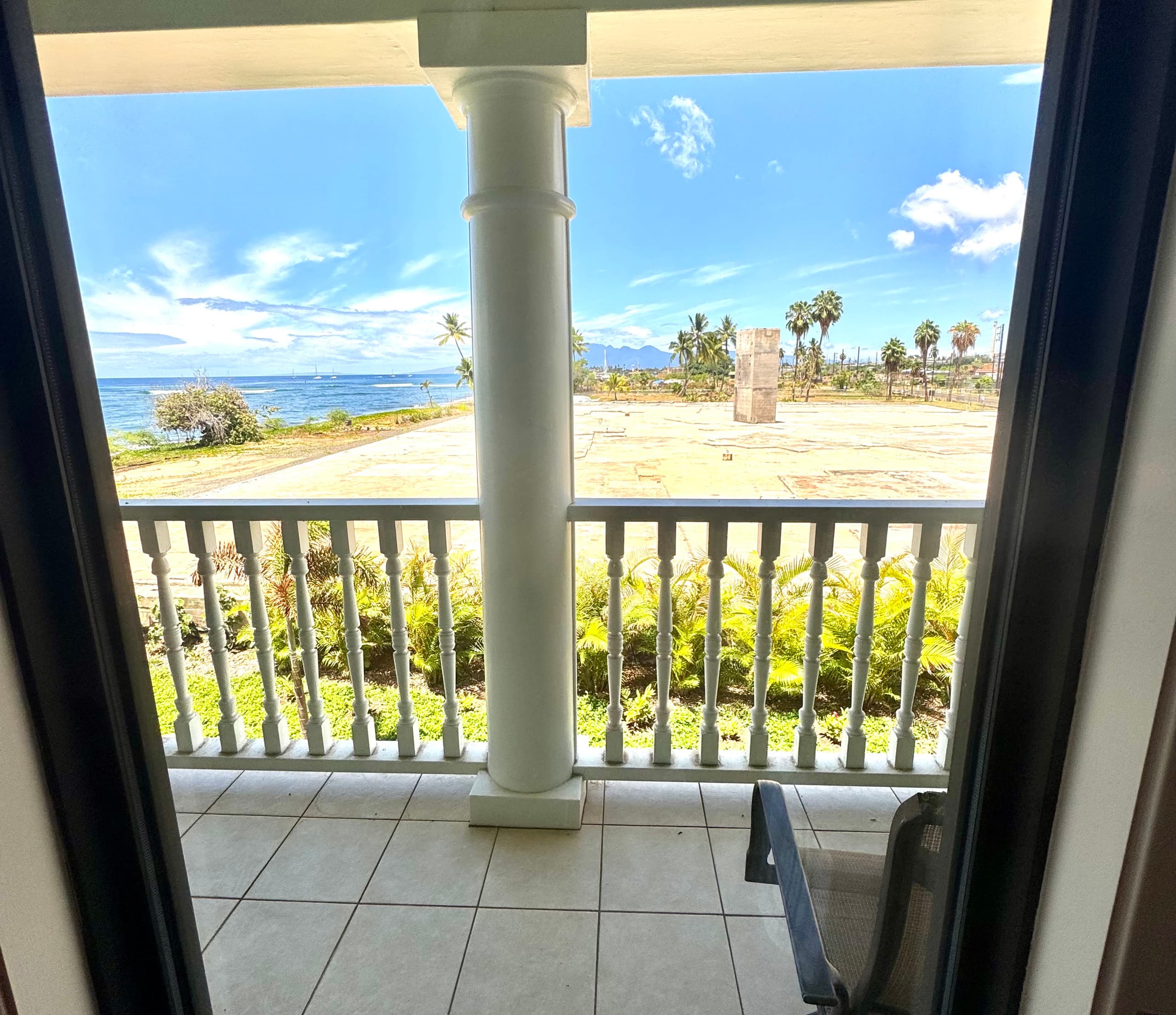 Lahaina Shores Luxe Beachfront Ocean View 2 Lanais - Image 22