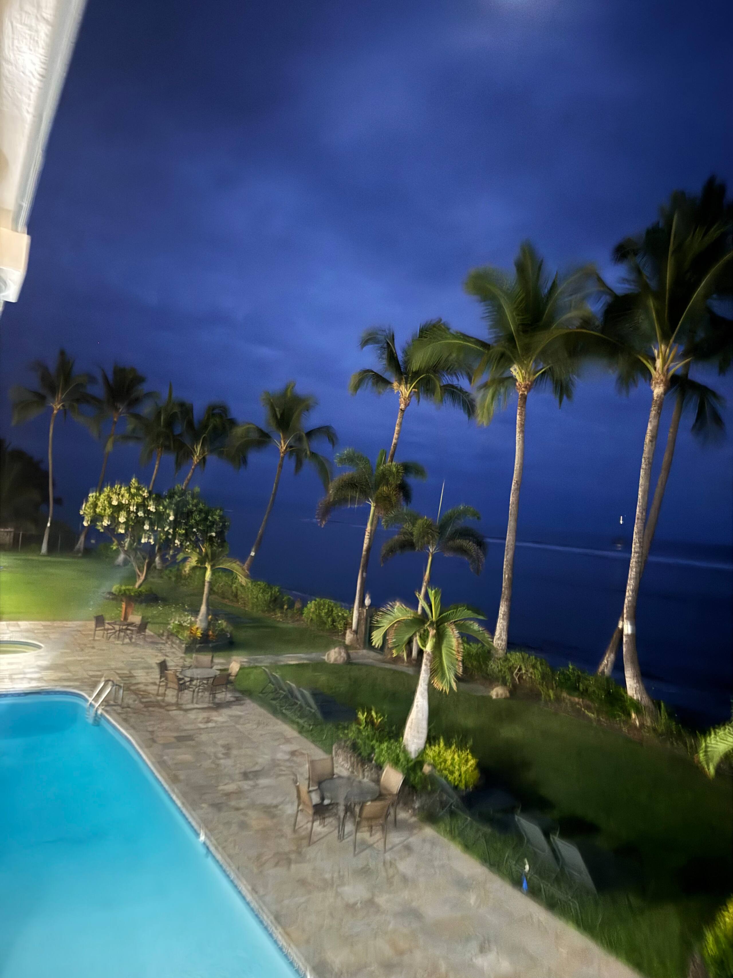 Lahaina Shores Luxe Beachfront Ocean View 2 Lanais - Image 30
