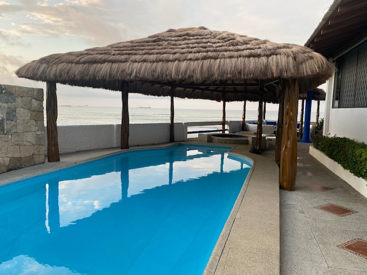 Alquilo Espectacular Villa Grande Frente Al Mar - Punta Blanca