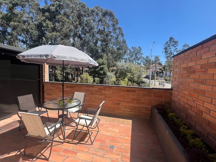 Hermosa Suite En Edificio El Arco - Cuenca