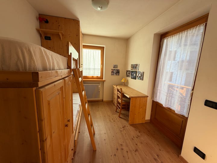 غرفة النوم 2