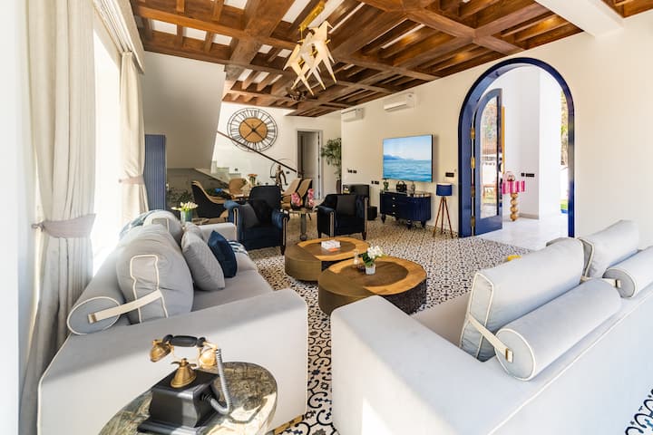 ELIVAAS Fernweh VK · 3-BHK villa with Private Pool, Garden, Gazebo