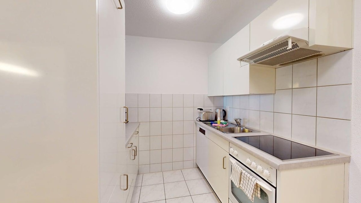 Top Airbnb: Design Studio - Close to Zurich Hauptbahnhof - 529 in Gewerbeschule