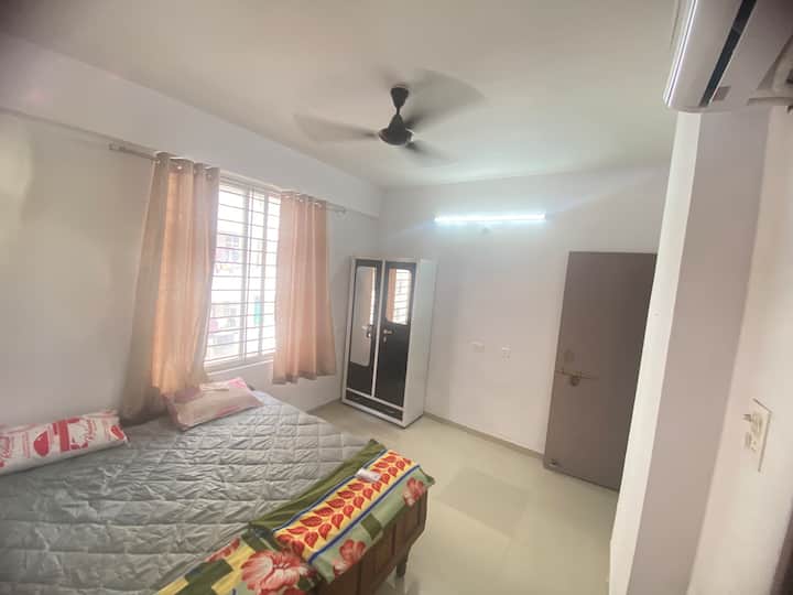 Hlavná spálňa Almira