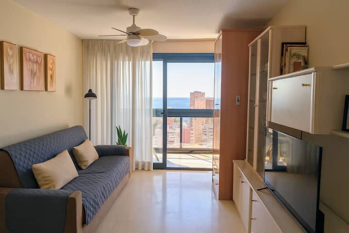 Apartamento Con Vistas Al Mar Y Parking Cubierto - Benidorm
