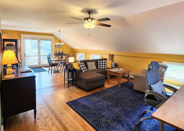 Cozy Apartment In Historic Jeffersonville Home - Smugglers' Notch Resort, Jeffersonville
