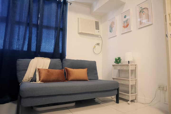 Solana (Studio Condo | Horizons 101, Gym & Pool) - Cebu City