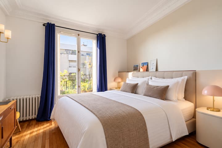 CHAMBRE PRINCIPALE - LIT KING SIZE - 180 x 200 CM
