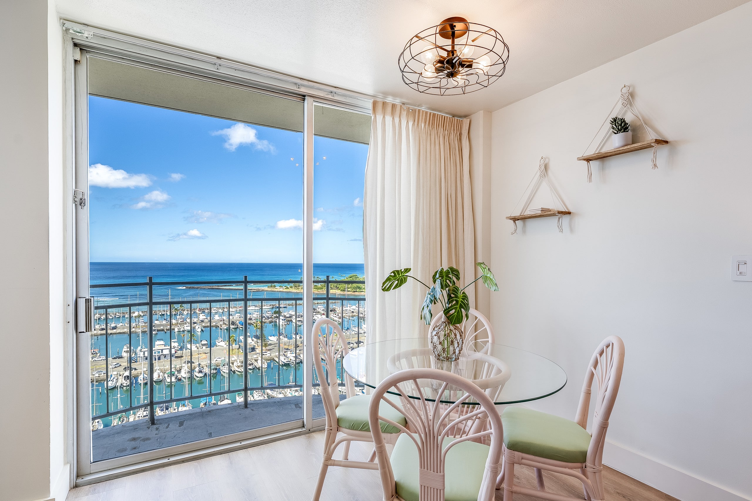 1886 Ilikai Marina 1BR - Top-Floor- Free Fireworks - Image 16