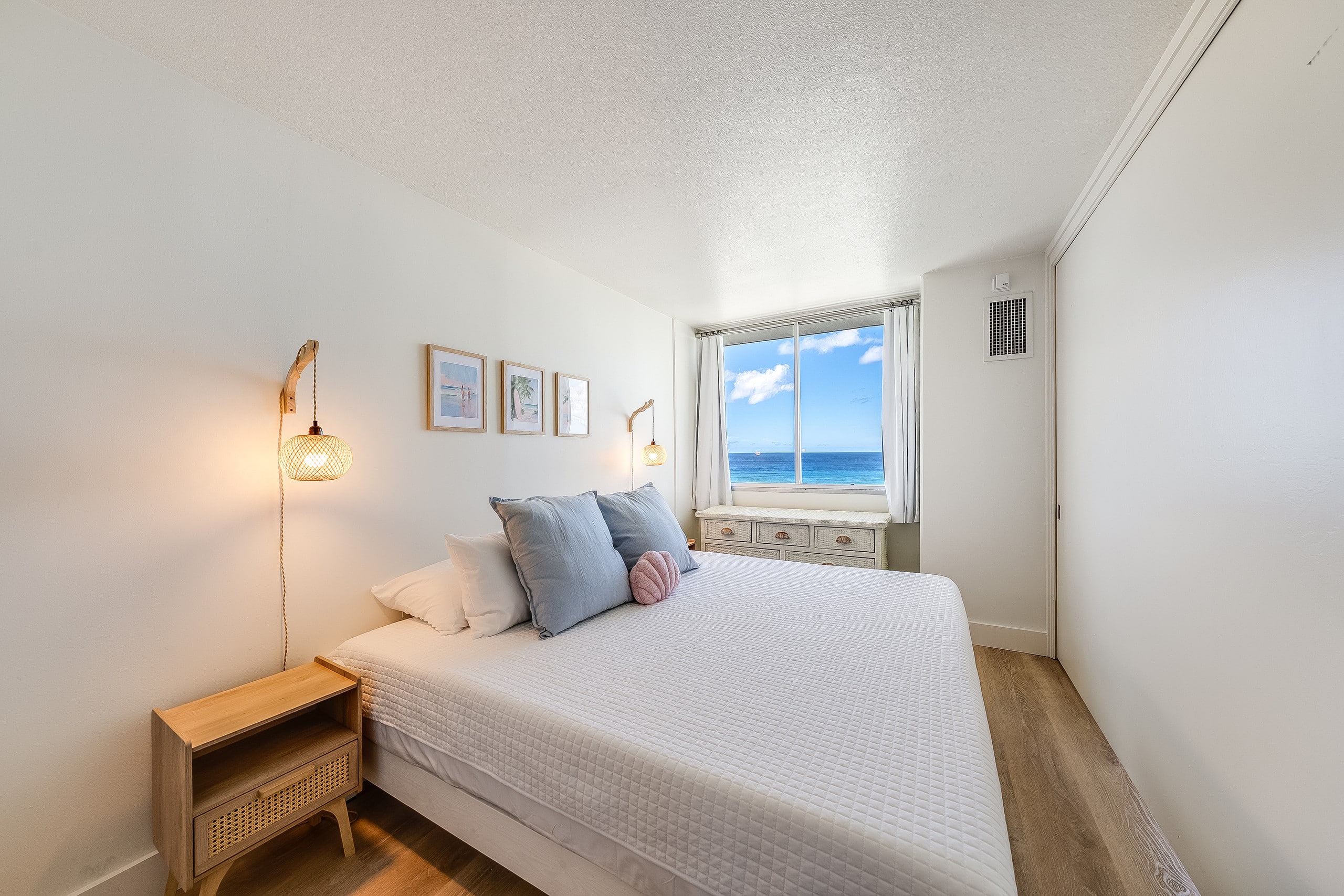 1886 Ilikai Marina 1BR - Top-Floor- Free Fireworks - Image 30