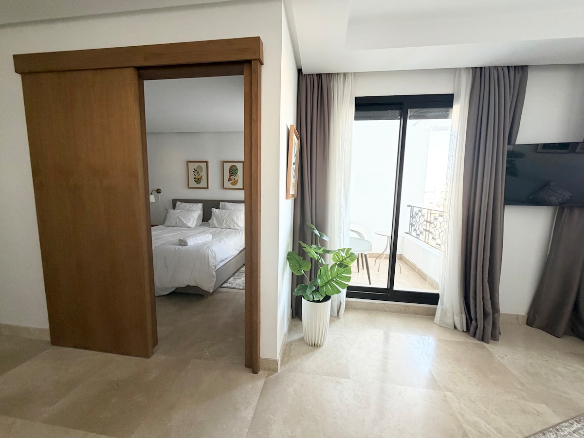 Condo in Casablanca  50  1 bedroom  2 beds  1 bath - image 2