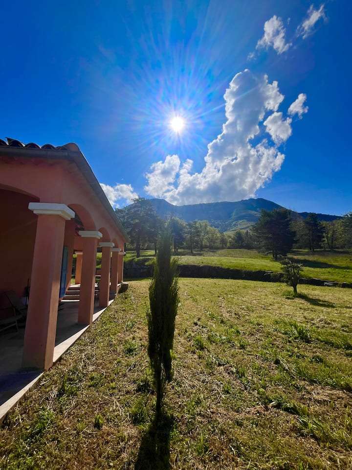 Superbe Villa Nature 5mn Cure Thermale, Spa, Golf - Digne