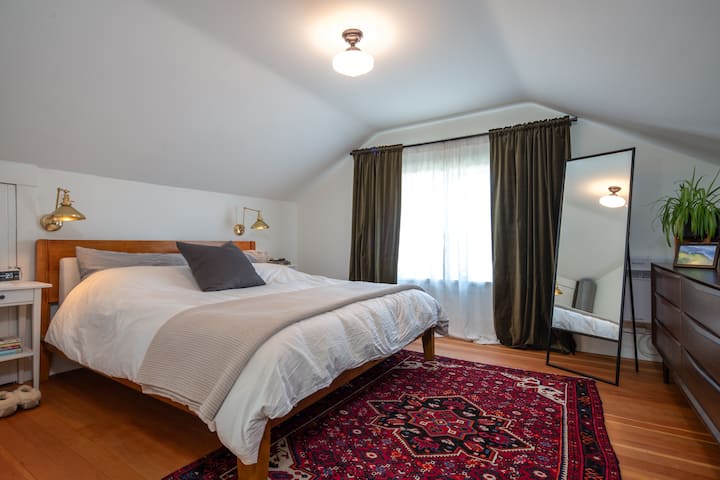 საძინებელი 1