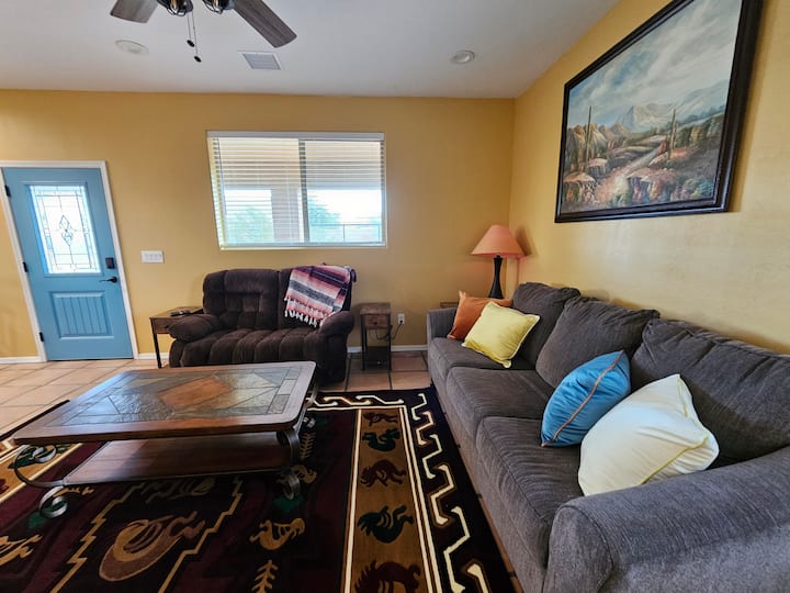 Casita Hideaway W/fenced Yard - Queen Creek, AZ