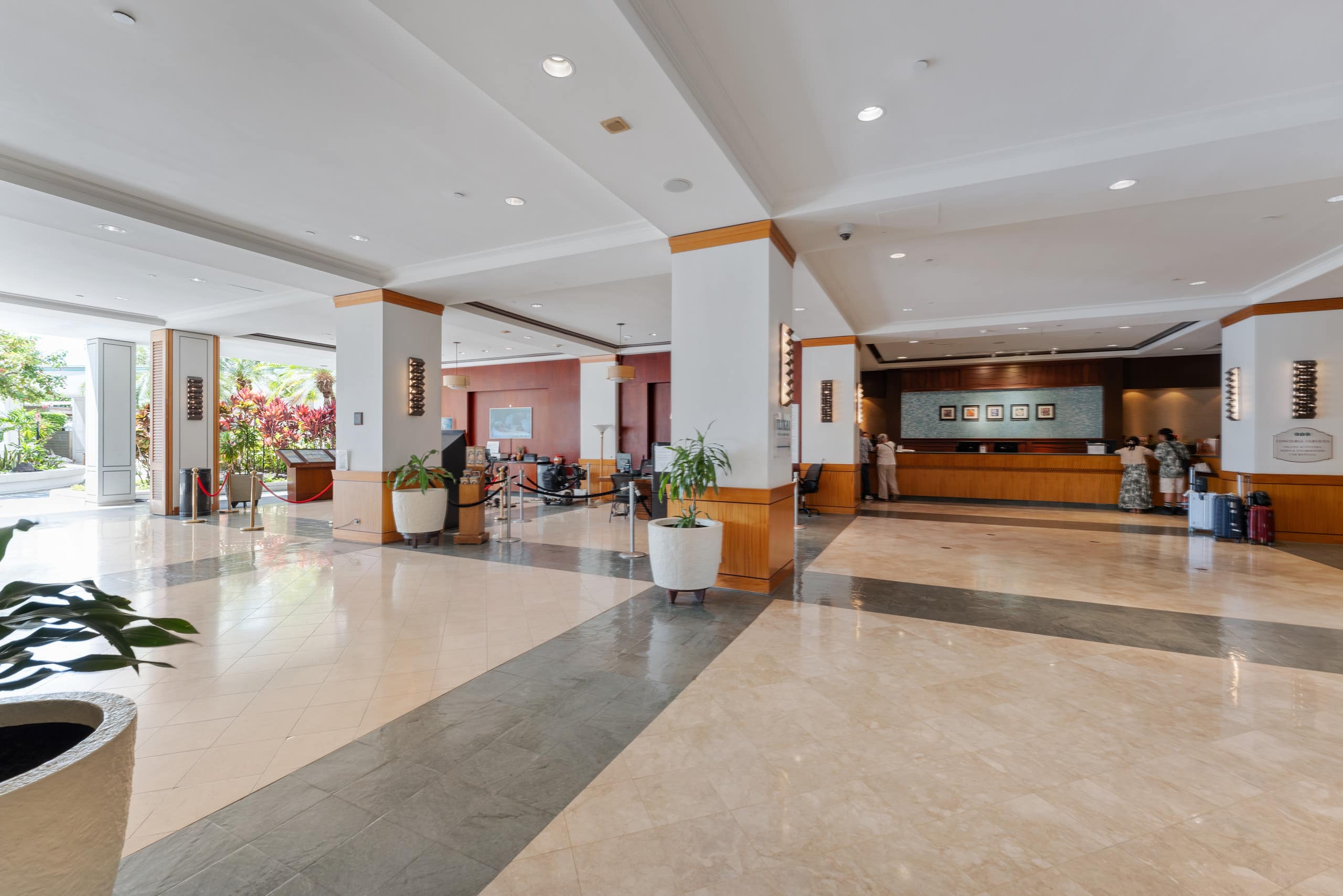 Fully Renovated Beautiful 2bdrm @ Ilikai - Image 50