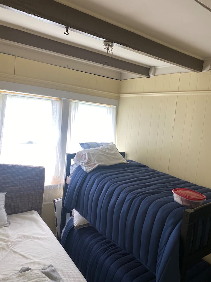 غرفة النوم 4