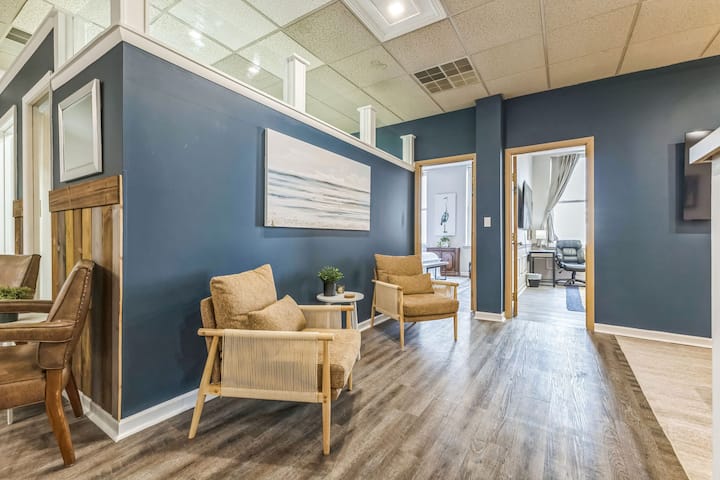 Heron's Perch Apt | Steps To Beach & Jet Express - Port Clinton, OH
