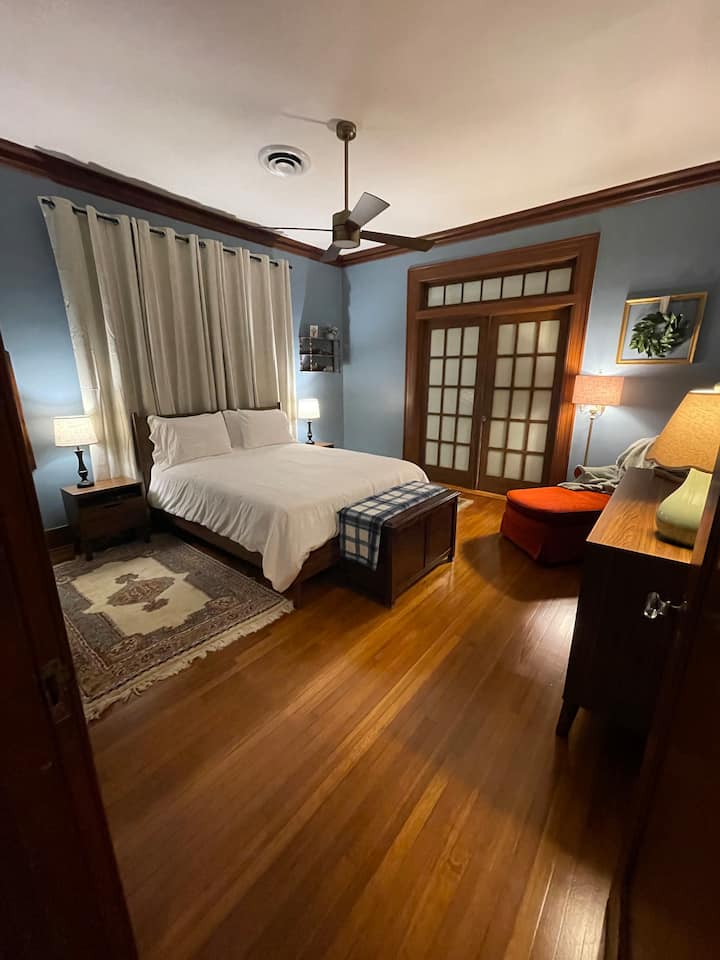 საძინებელი 1