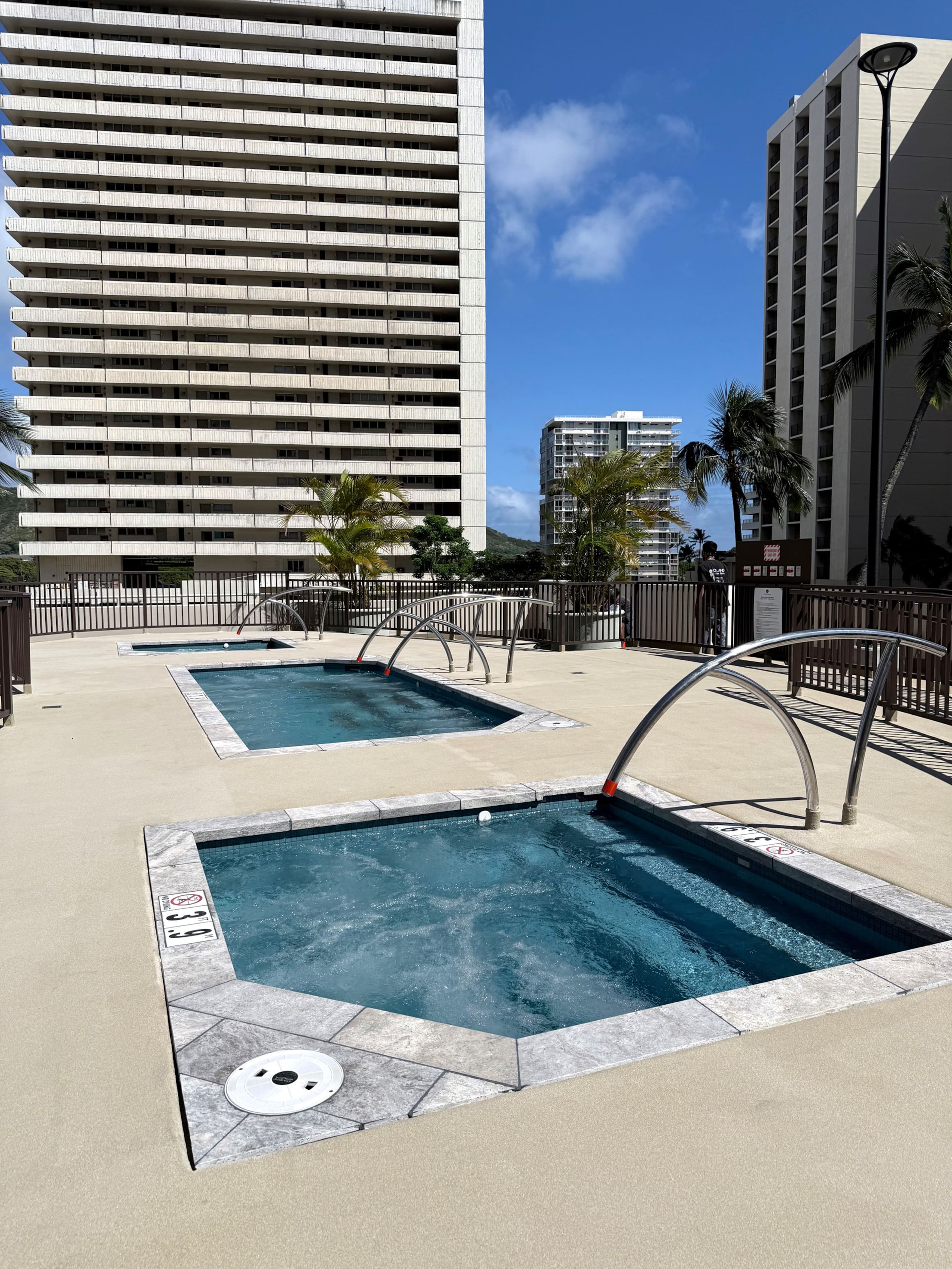 Wake Up to Ocean Views! 2queen Apt w/ Free Parking - Image 61