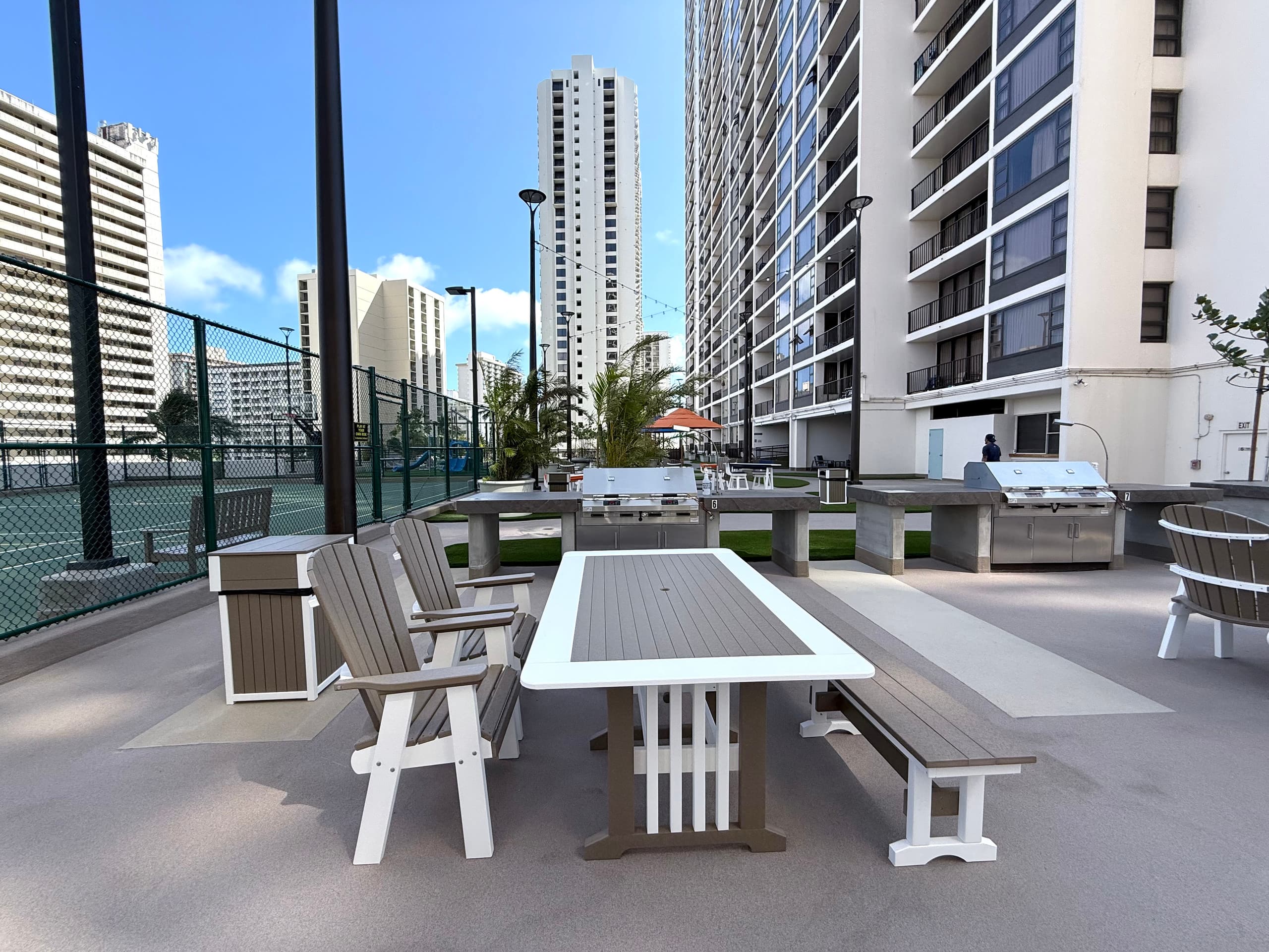 Wake Up to Ocean Views! 2queen Apt w/ Free Parking - Image 59