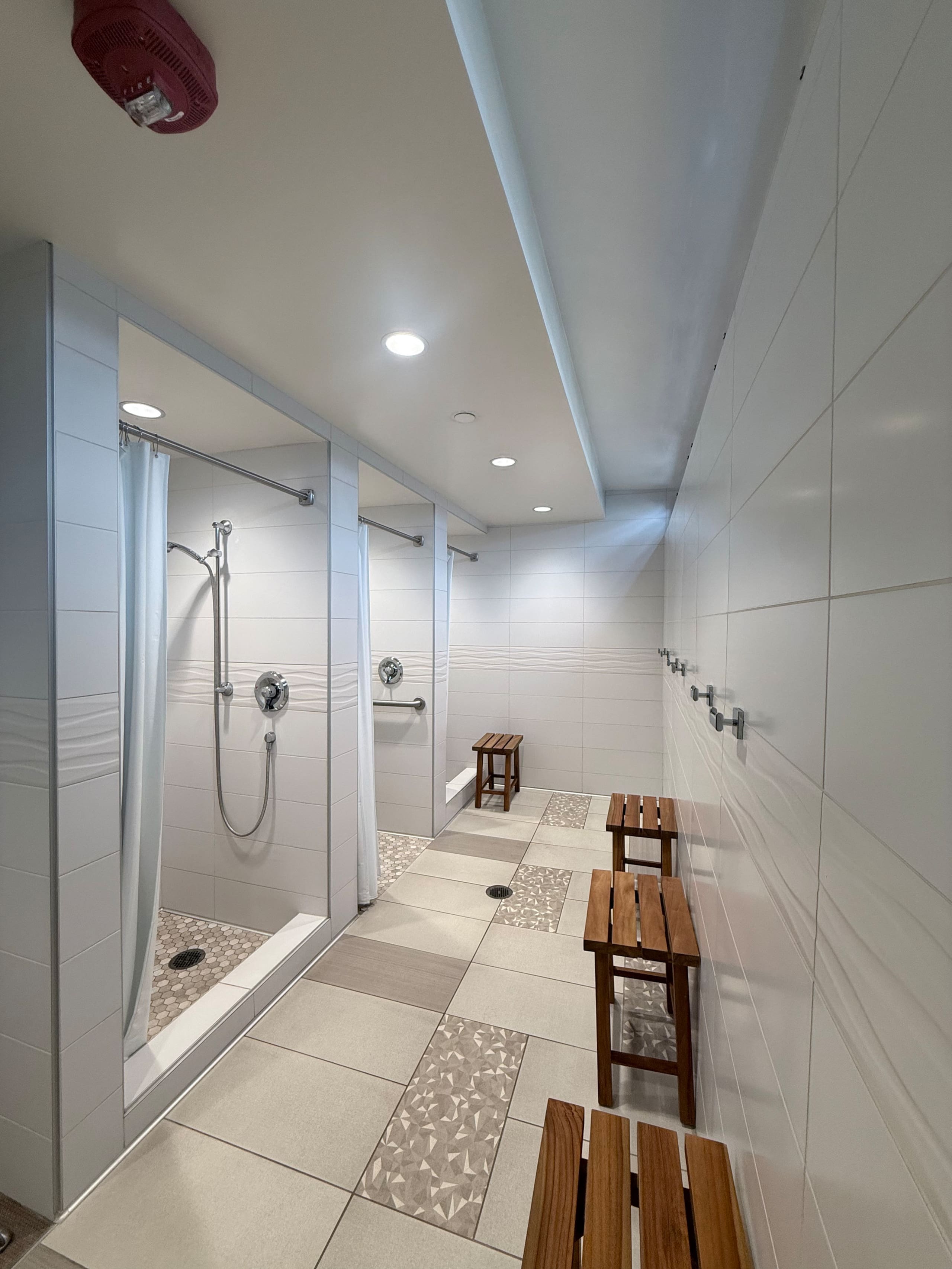 Wake Up to Ocean Views! 2queen Apt w/ Free Parking - Image 68
