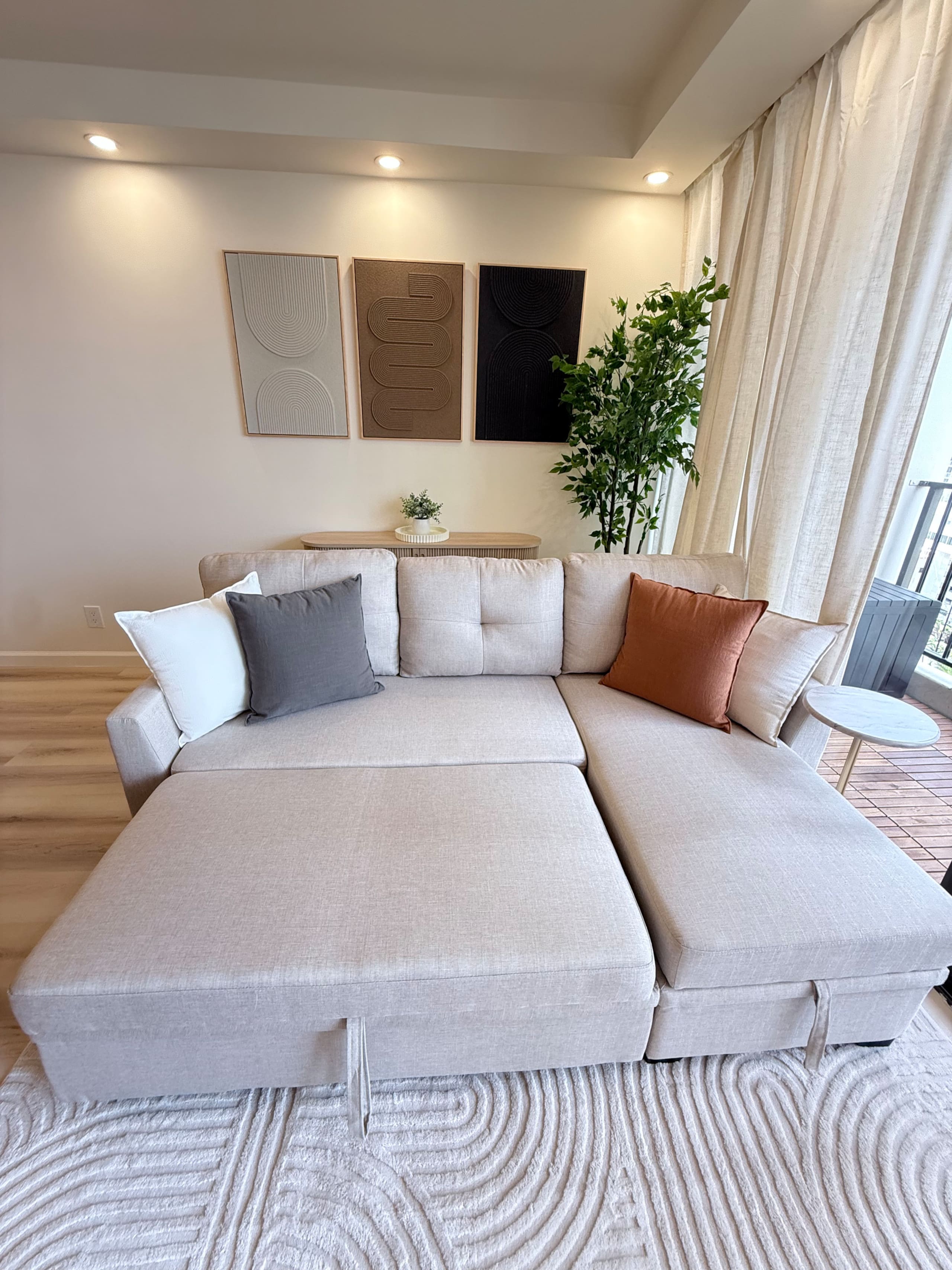 Wake Up to Ocean Views! 2queen Apt w/ Free Parking - Image 6