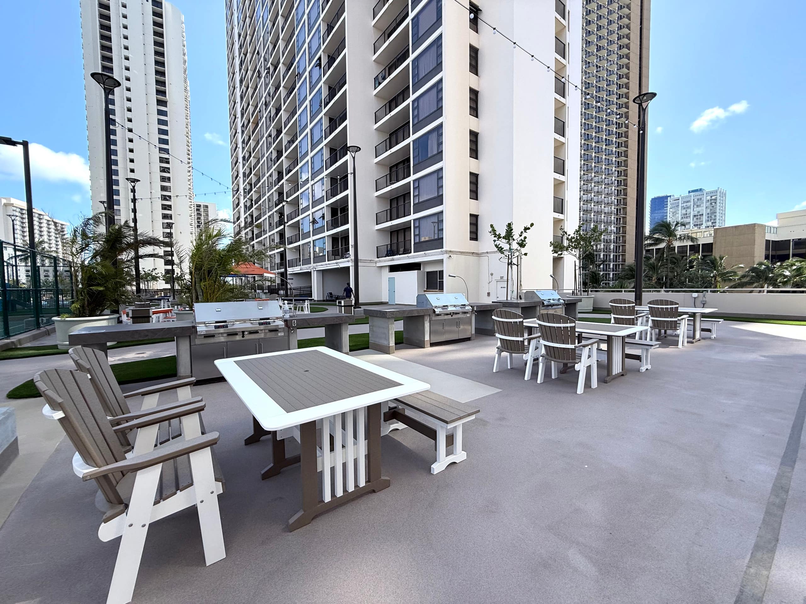 Wake Up to Ocean Views! 2queen Apt w/ Free Parking - Image 60