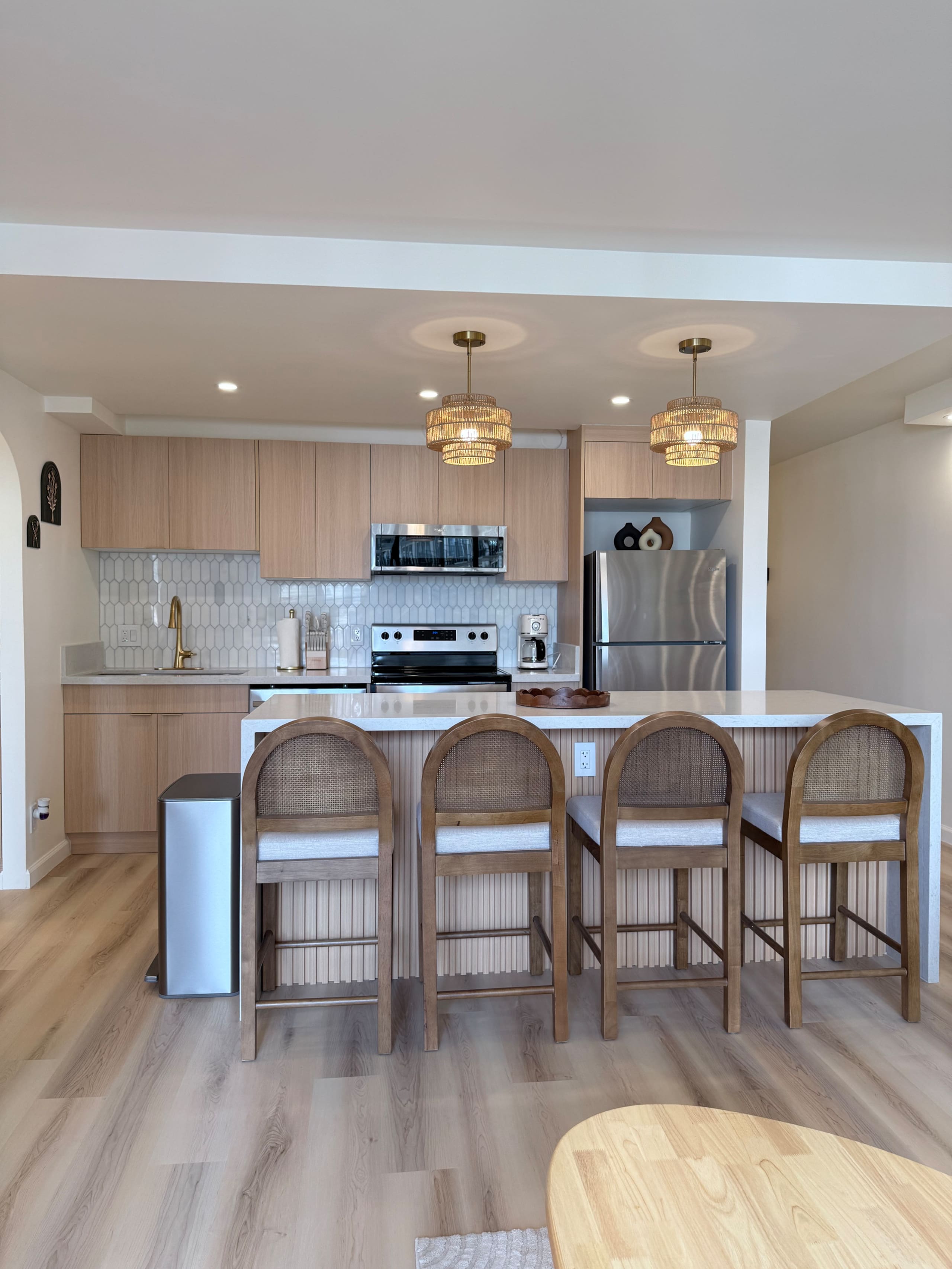 Wake Up to Ocean Views! 2queen Apt w/ Free Parking - Image 26
