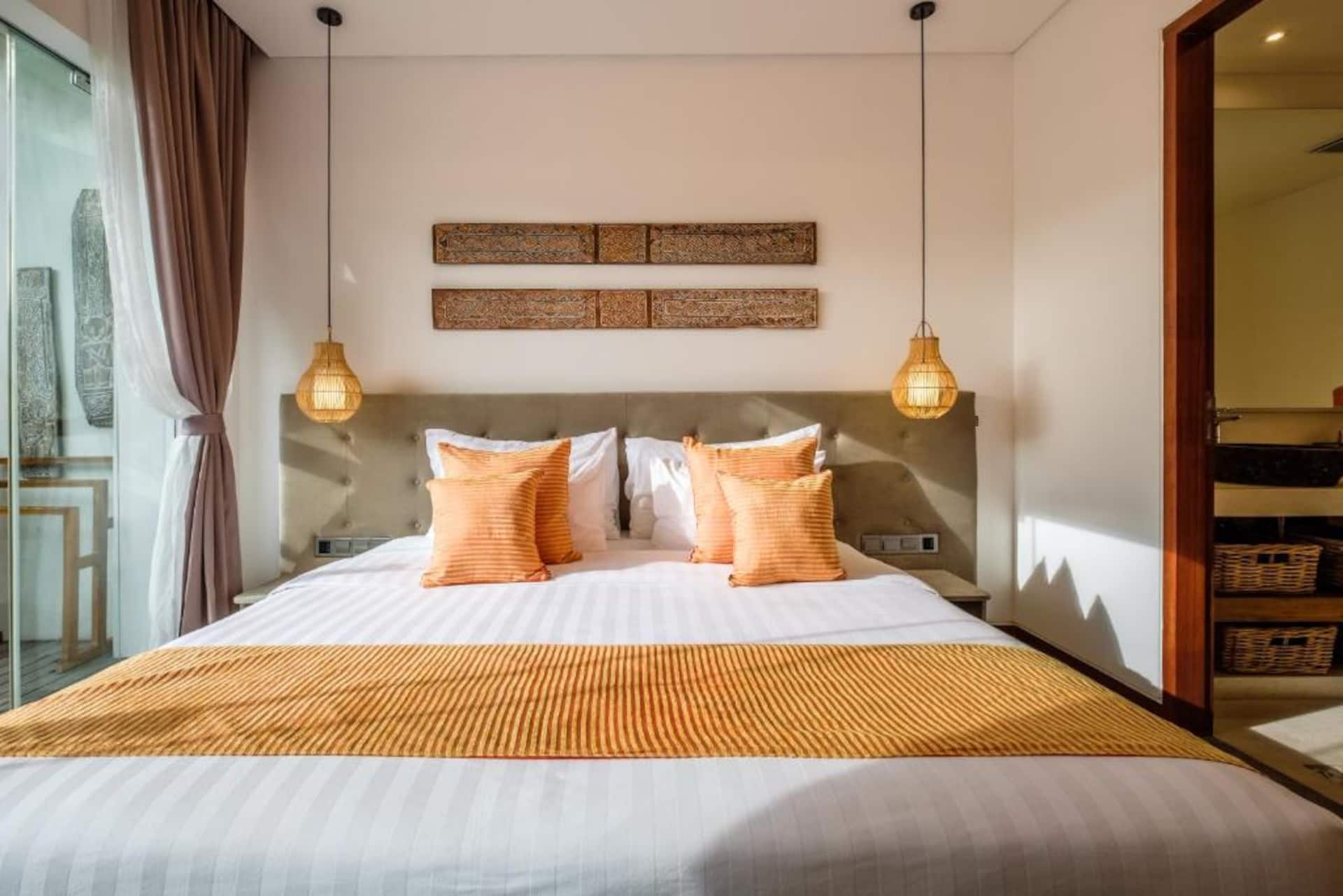Tropical Easy-Access Escape 4 Bedroom Private Villa in Bali 3