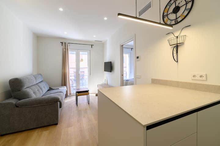 Stylish Central Apartment – 6 Min Walk Madrid Río - Municipality of Pozuelo de Alarcón