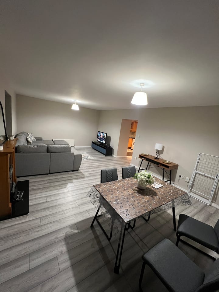 Dublin Airport Accommodation Full Apartment - Ashbourne
