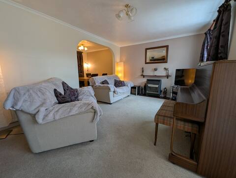 Successful Airbnb property: Ilfracombe: cosy modern home in valley near sea in Ilfracombe