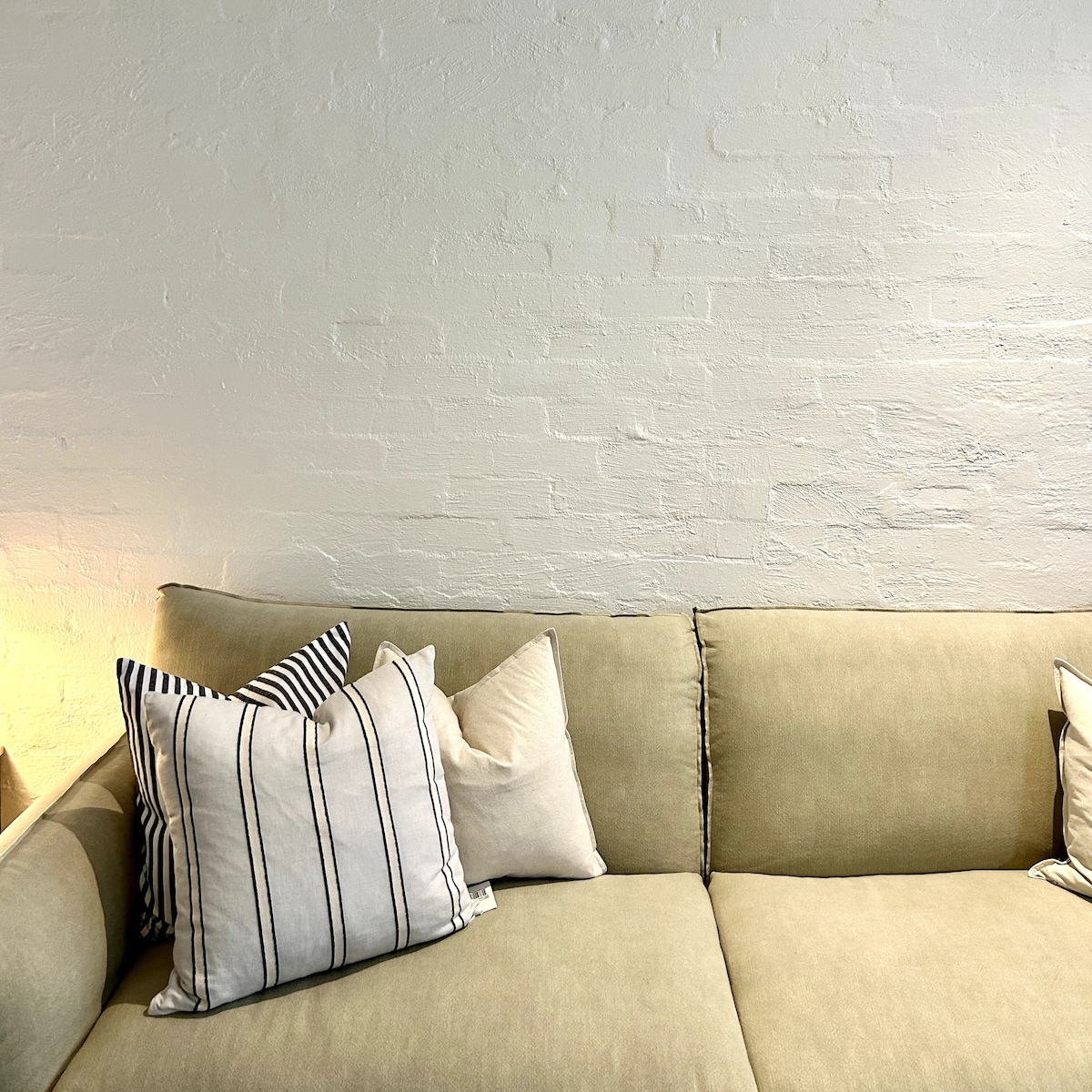Top performing Airbnb: Napier Haus | 1970s Studio — Gertrude St, Fitzroy in Fitzroy