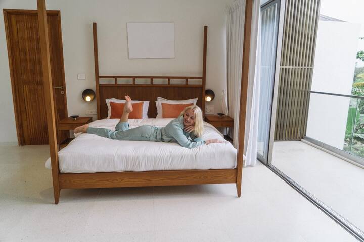 Bedroom 2 image 1